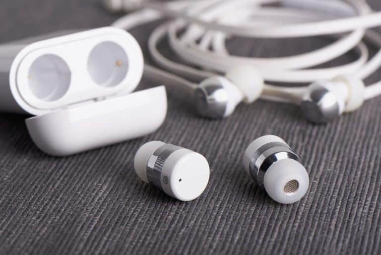 EMF Radiation from Earbuds (Plus 5 Protection Tips)